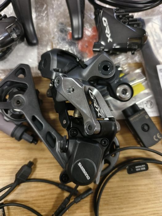 FULL Групсет Shimano GRX DI2  1x11sp електронни скорости хидравлика
