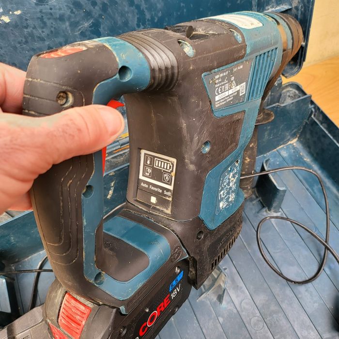 Ciocan rotopercutor Bosch GBH 18V - 34 CF