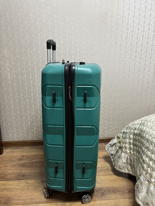 Чемодан сатылады