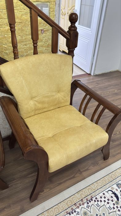 Диван тройка для гостинной