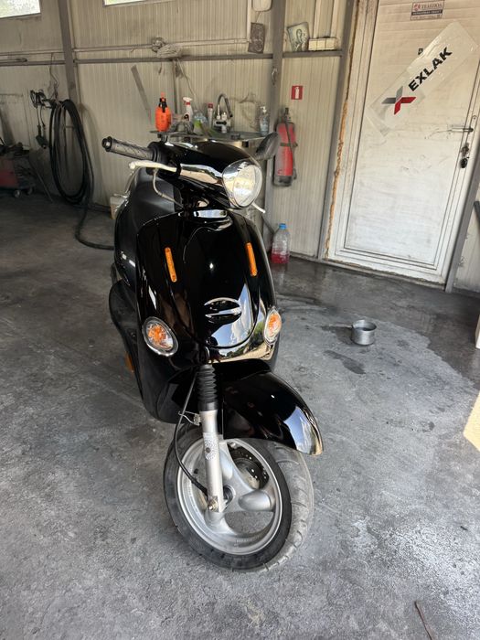 Скутер Kimco Yup50