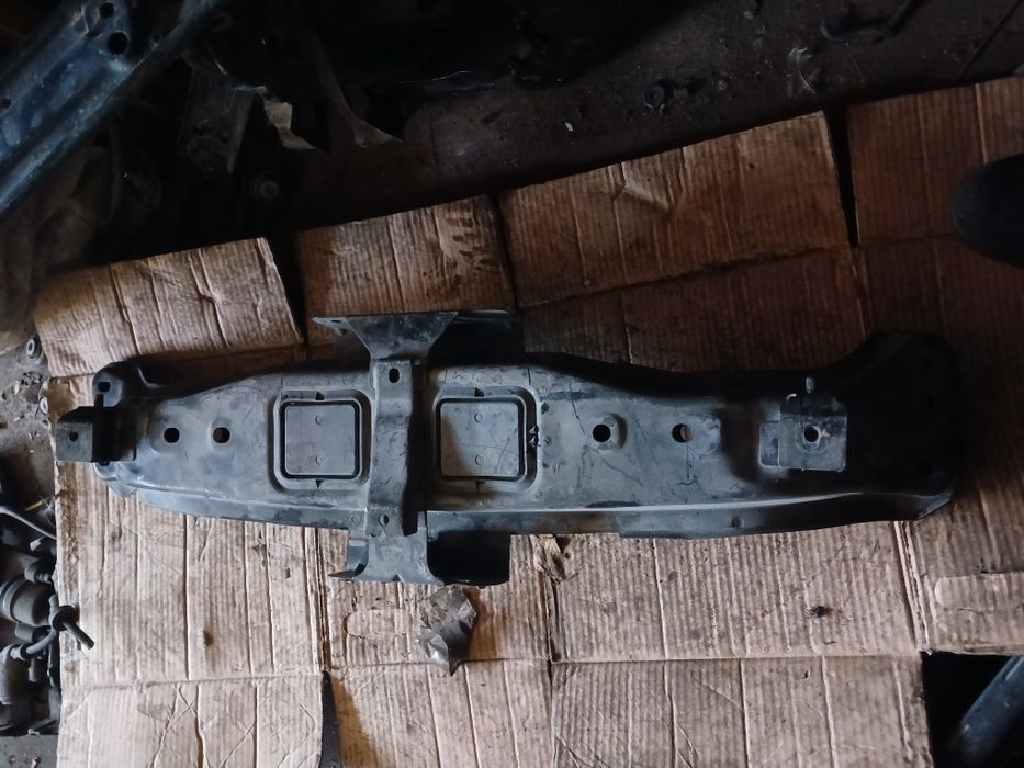 Задняя балка Мазда Кронос привозная