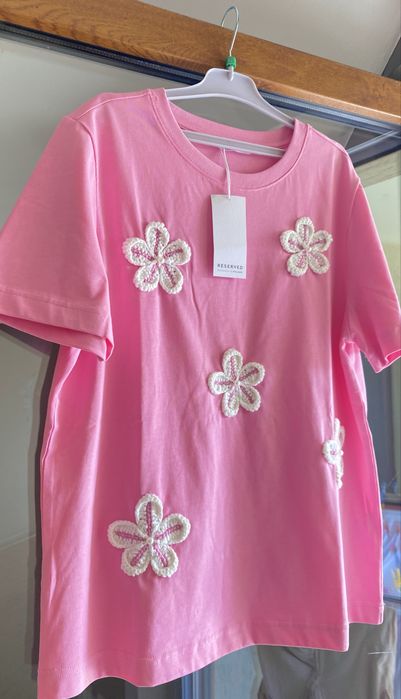 Tricou Reserved, mărimea L. Nou cu etichetă.