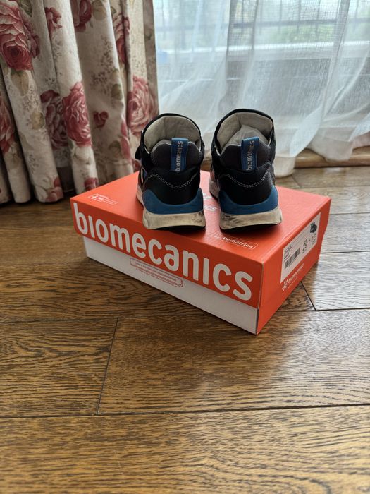 Детски боти Biomecanics