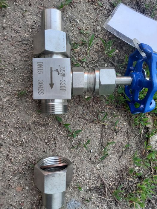 Вентиль игольчитый