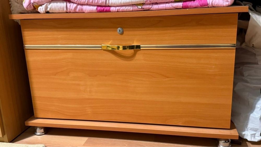 Мебель спальный гарнитур б/у