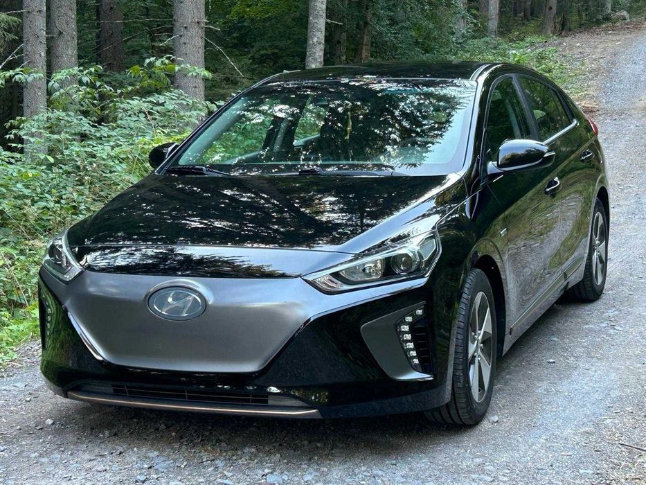Hyundai Ioniq Electric 28 kWh, pompă de căldură, baterie excelentă, 250km range, full cu de toate