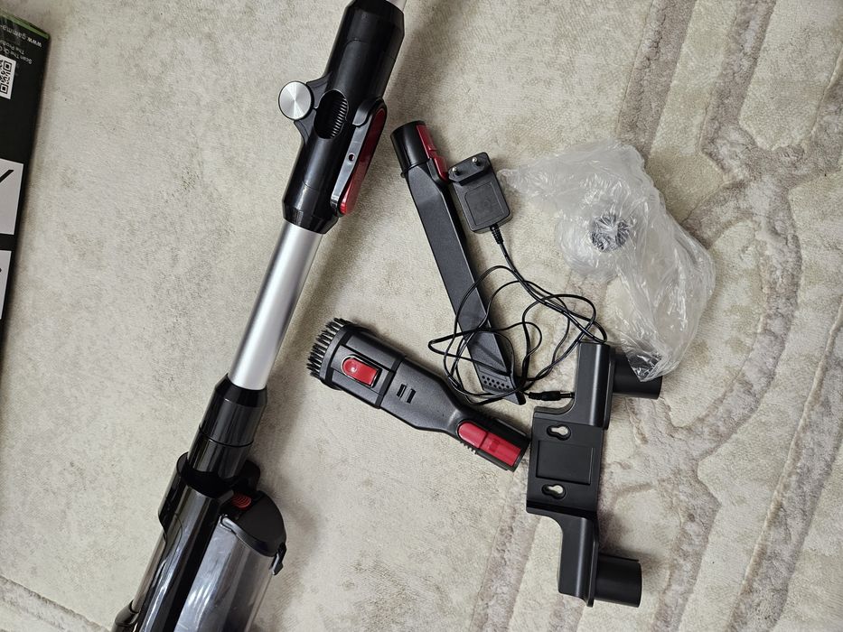 Прахосмукачка Voltz OV51001Q