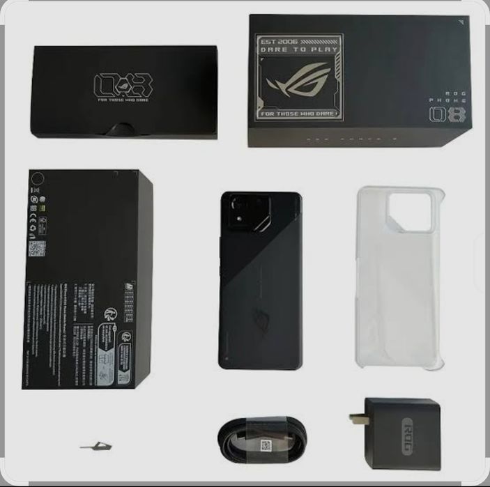 Игровой смартфон ASUS ROG phone 8
