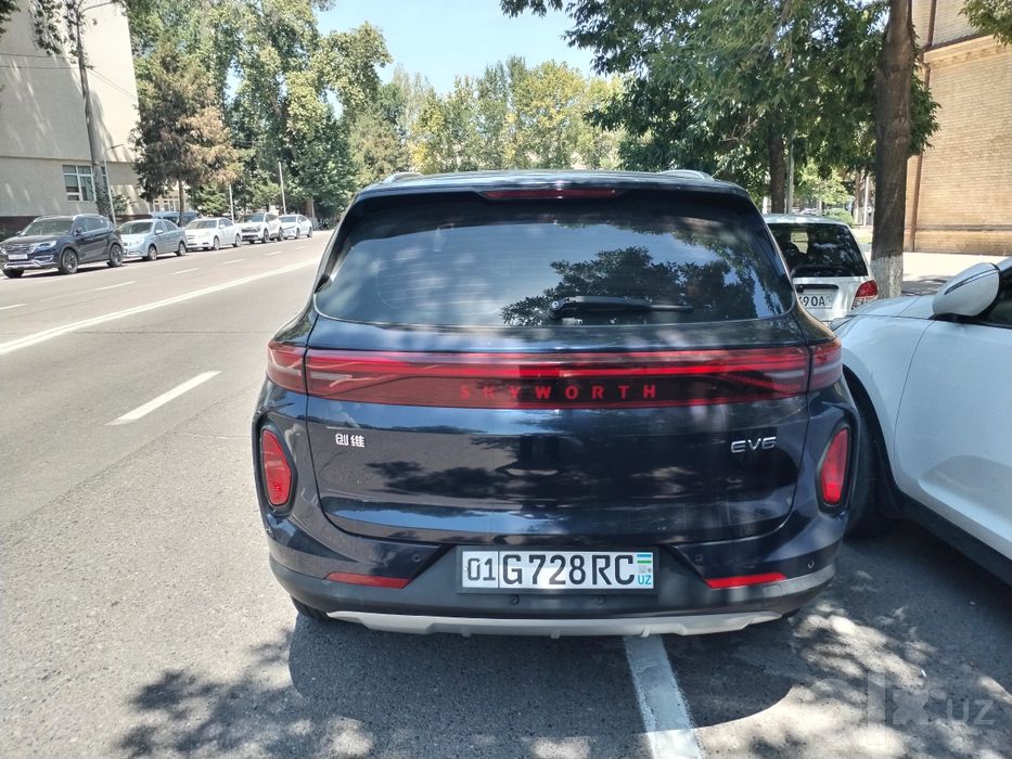 Skyworth ev6 электромобиль сотилади.