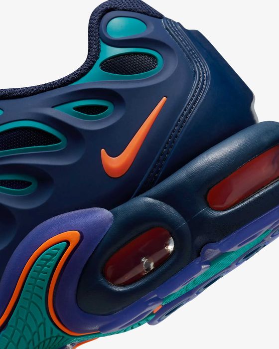 Nike Air Max Plus Drift