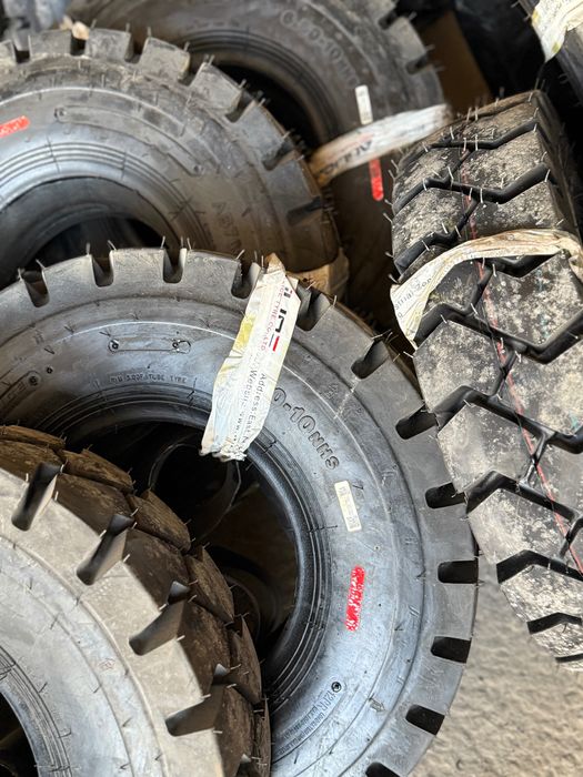 Шины для погрузчиков в ассортименте