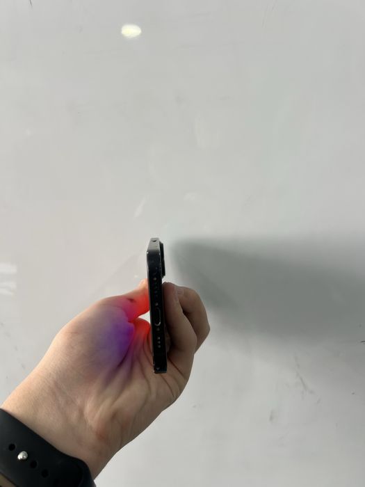 Iphone 15 АКБ 90%