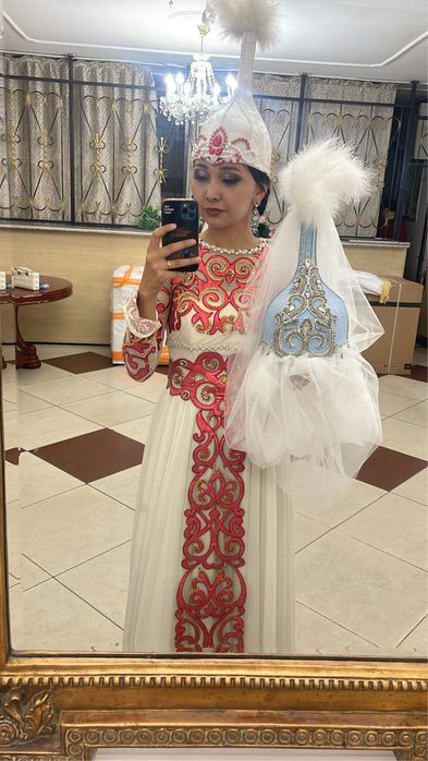 прокат платьев на узату