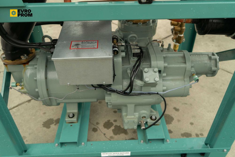 Chiller răcit cu apă YORK YCSE0181 – 180 kW | water cooled chiller price | Stare Excelentă