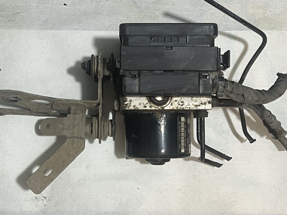 Pompa ABS  VW Golf 5/Skoda Octavia 2 /VW Touran /Audi A3 /VW Caddy