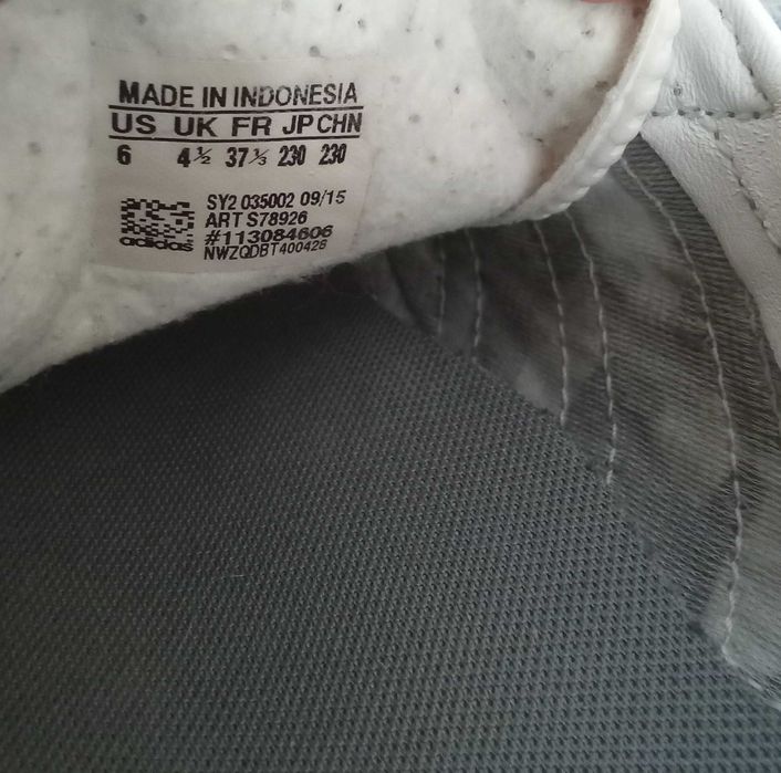 Оригинални летни маратонки Adidas UK 4.5 стелка 23,5см