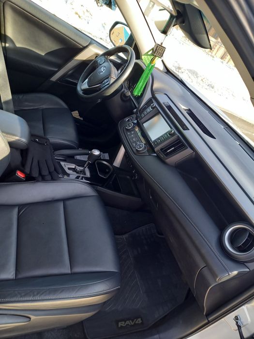 Продам Тоyota RAV4