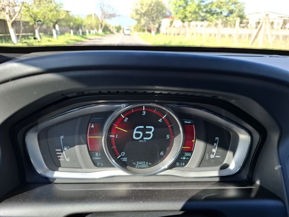 Volvo XC60 D5 R Design