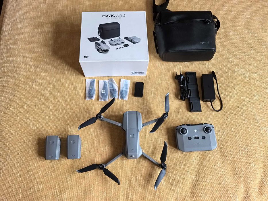 Продавам дрон DJI Mavic Air 2