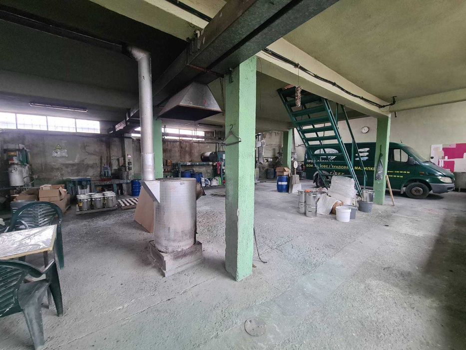 Продава се Промишлена сграда в Хасково, Промишлена зона - Юг - 600 кв.м за 213 €/кв.м - Снимка #1