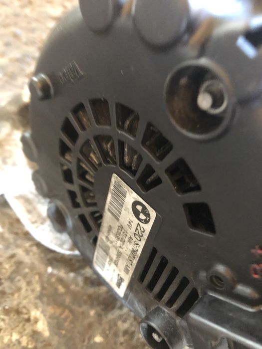 Alternator  bmw f01 seria 5 seria 7 motor 3.0x5 x6 n57d30