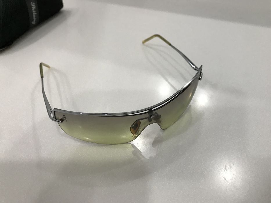 Солнцезащитный очки