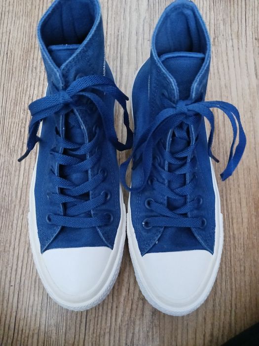 Vând CONVERSE nou-nouți ORIGINALI damă 37.5 mărimea