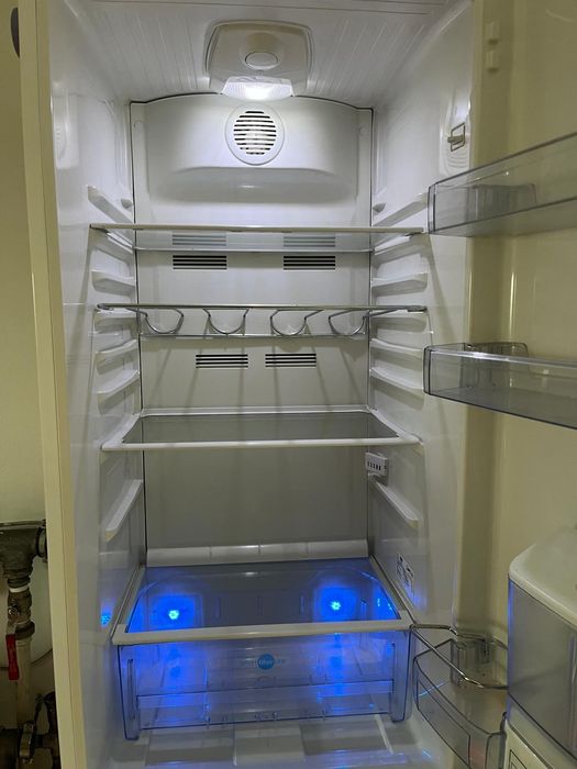 Combina frigorifica beko