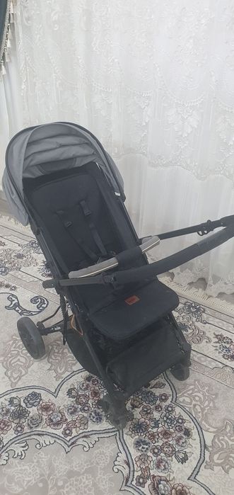 Коляска сотилади