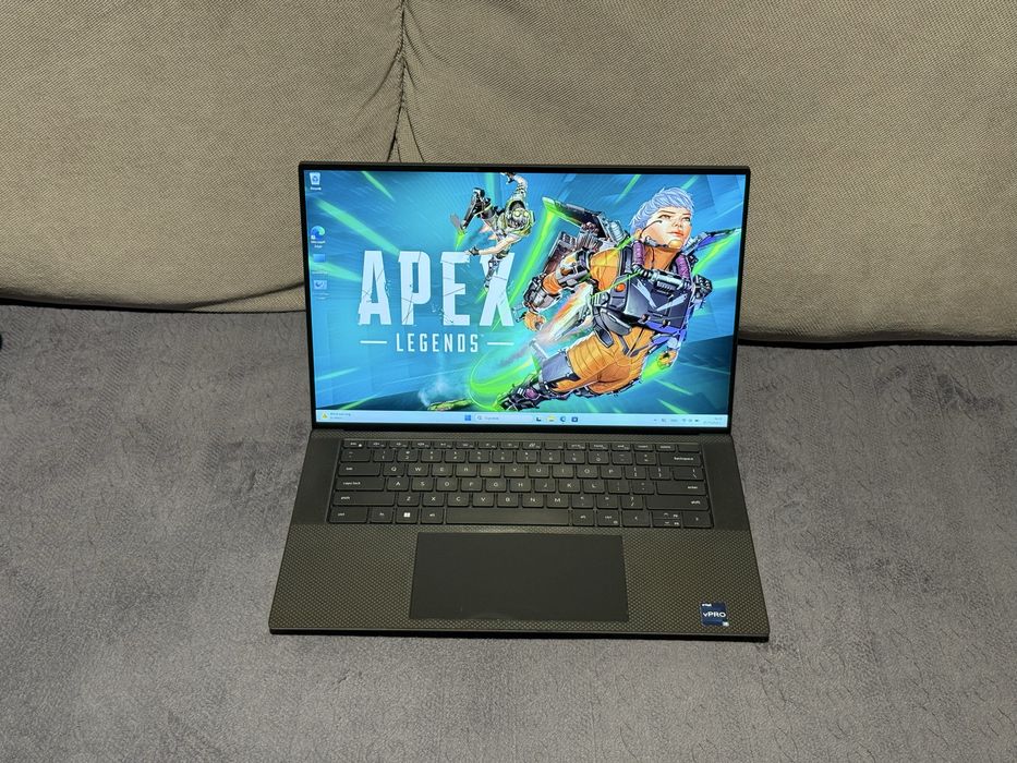 Лаптоп 15.6’FHD+IPS 500nits i9-12900H RTX A2000 8GB Dell Precision 5570 32GB DDR5 512GB SSD