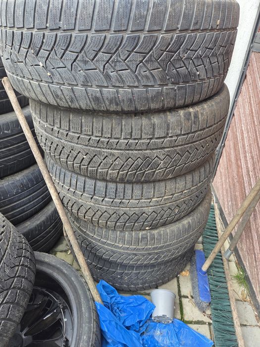 Anvelope 225 45 r19 și 215 55 r17