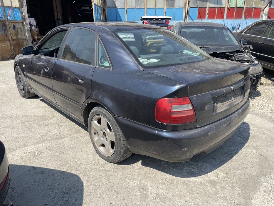 Ауди А4 1.8i 125кс 1999г На Части