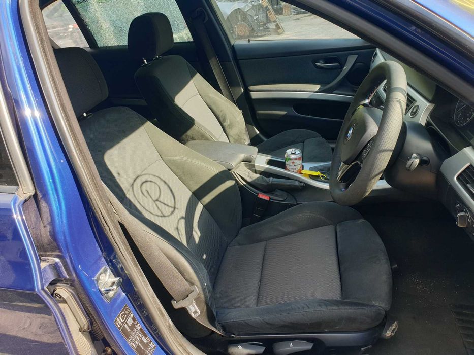 На части БМВ Е90 318и 143 // BMW Е90 318i 143