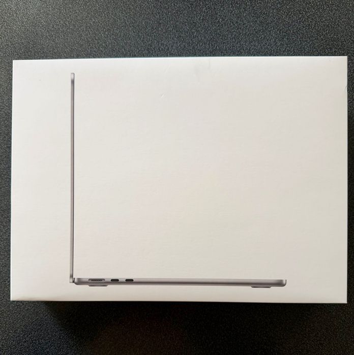 MacBook Air M3 13.6’ 256GB 8GB RAM С Гаранция
