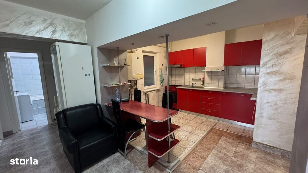 Apartament 3 camere decomandat-Orizont-Letea