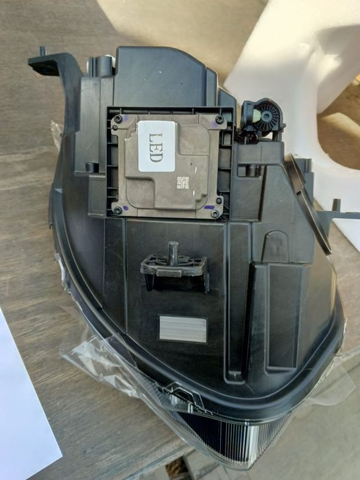 Фары амода С5 новые