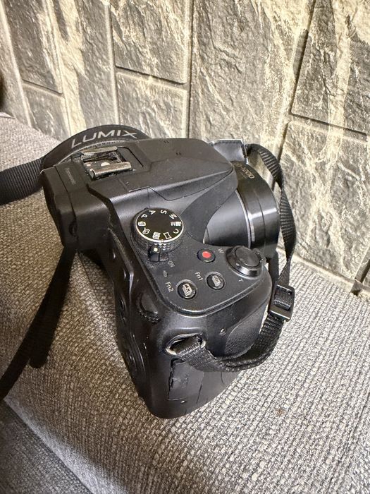 Фотоапарат Panasonic Lumix DC-FZ82