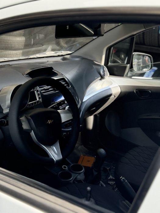 Chevrolet Spark 2012 — 2