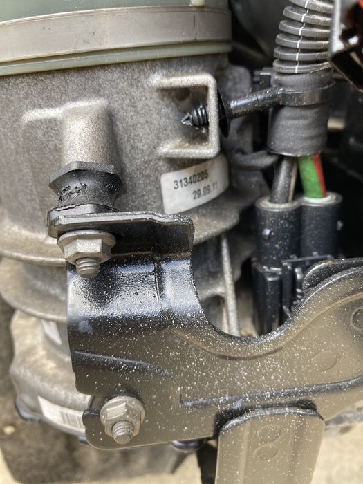 Pompă servodirecție Volvo XC 60 2.4 D 2012