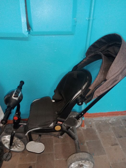 Продам коляску велосипед 2в1