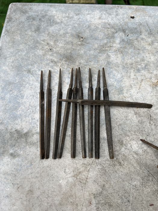 Pile din metal/ raspile metal