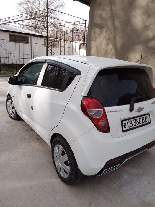 Chevrolet Spark 2011 — 2