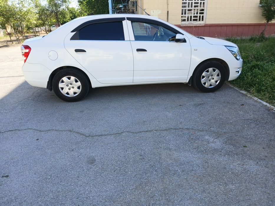 Chevrolet Cobalt 2020 — 3