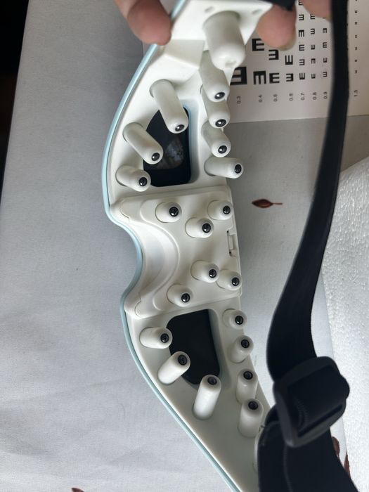 Продам массажер для глаз