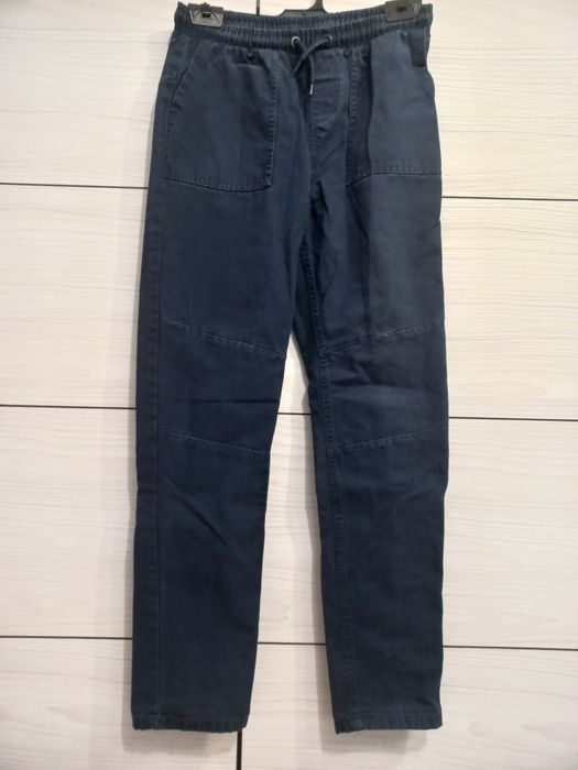 Vând pantalon baieti 164 cm