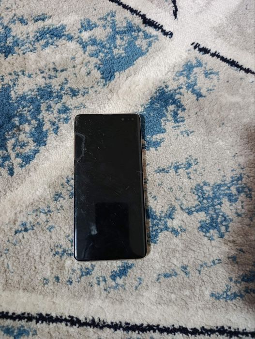 Samsung S10 5G  holati orta