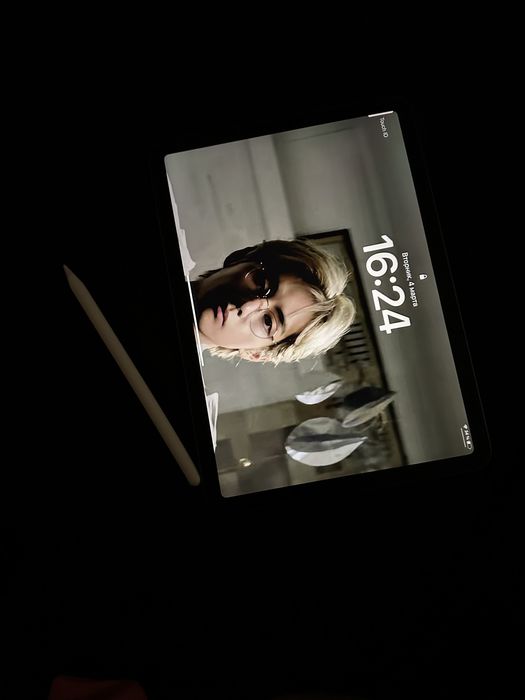 Apple iPad Air (256гб)