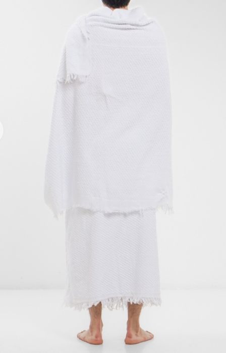 Эхром хаж ва умра сафри учун. Ehrom haj va umra safari uchun.