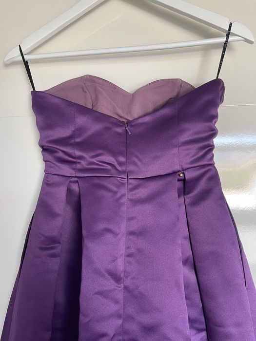 Rochie superbă lungă de bal, Poema